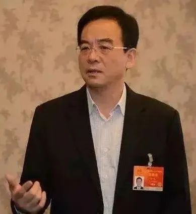 中石化一人辭任，退休！