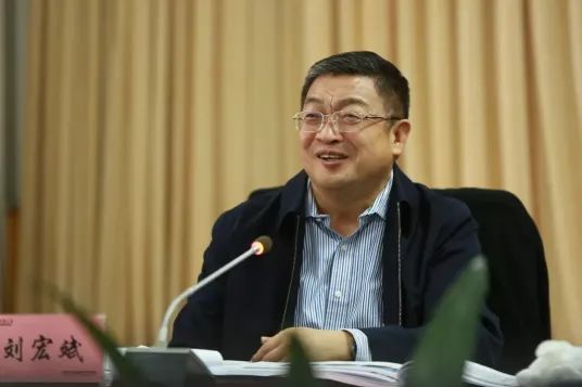中石化兩領導辭任，退休！