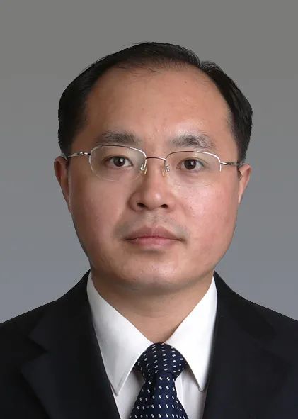 中石大校友！中國石化總裁！