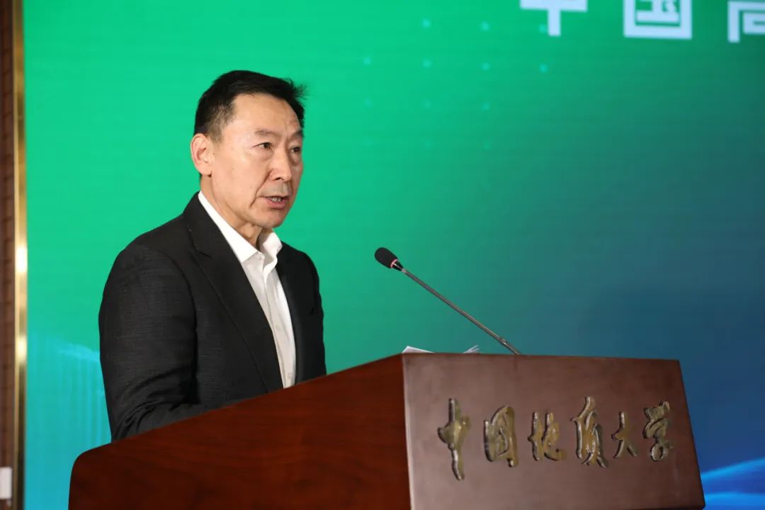 024碳儲新能源創新發展大會暨第三屆全國高等學校碳儲科學與工程人才培養研討會成功舉辦！"